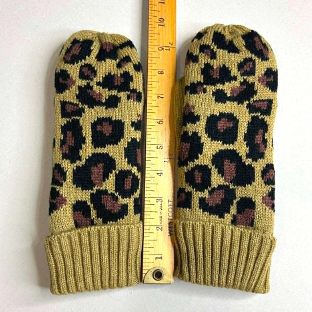 Panache Womens Leopard Print Knit Mittens Warm Lined Khaki Black and Brown